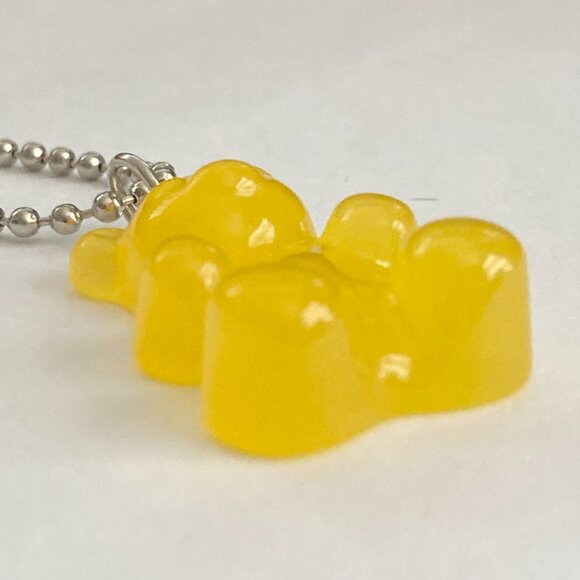 Gummy Bear Charm Necklace Pineapple Yellow Resin 19" Ball Chain Ardene NWT Cute - Picture 6 of 9